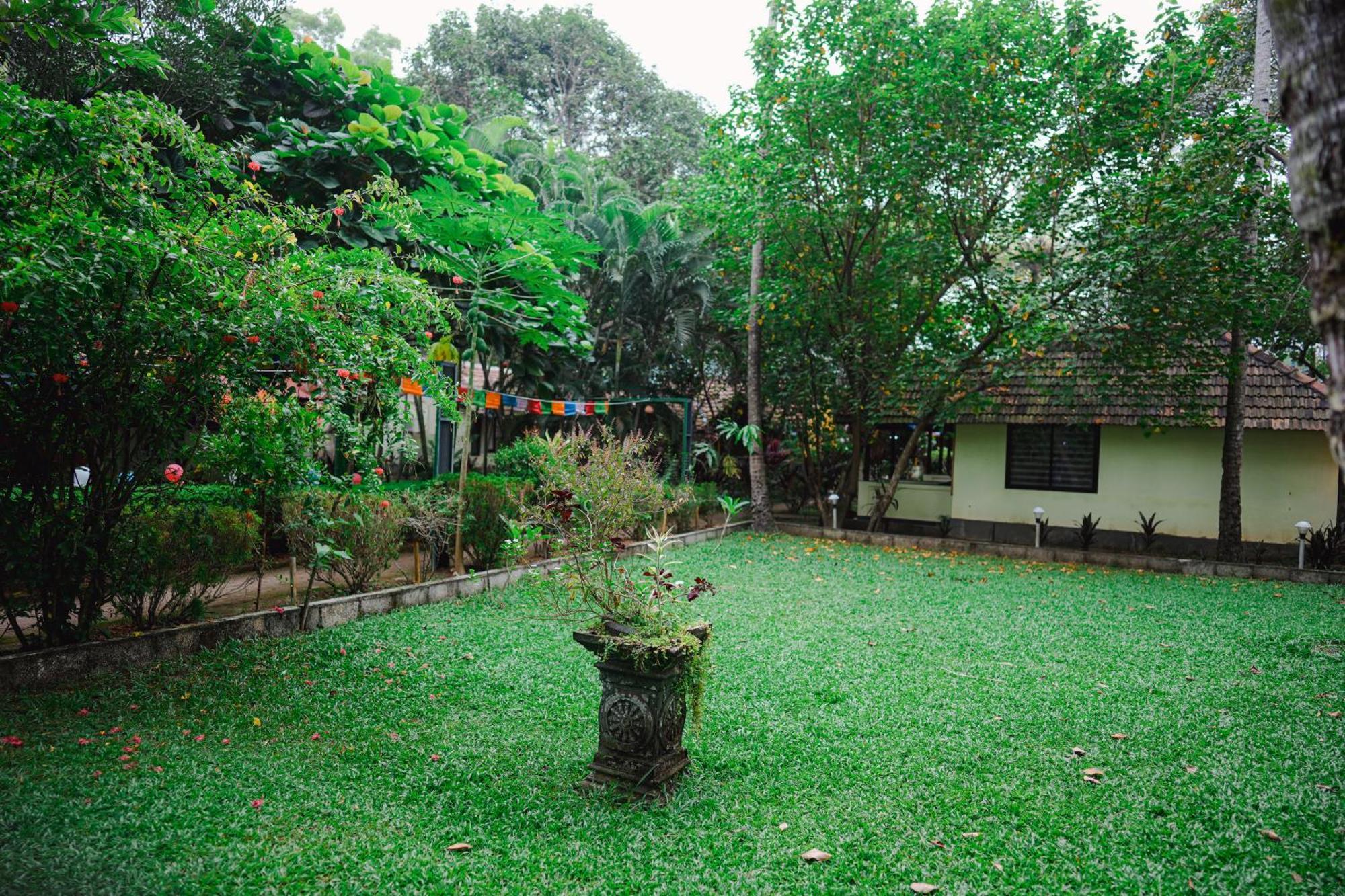 Savithri Inn Cottage バルカラ エクステリア 写真
